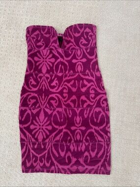 Indah Strapless Pink Patterned Bodycon Dress